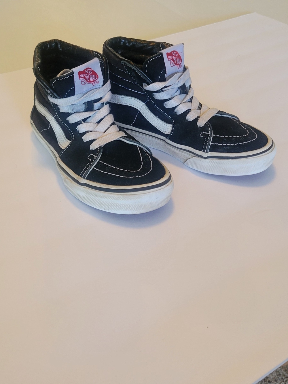 Vans Kids Black & White High-Top Sneakers, Universal Boy/Girl, Size 13